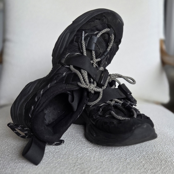 ASOS Distract Chunky Lace-Up Sneakers Black – Size 7 - Picture 2 of 6